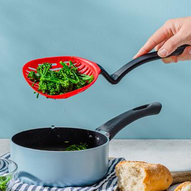Dreamfarm Lestrain | Scoop Strainer with Built-In Drip Catcher