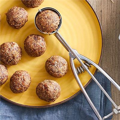 Medium Scoop - Shop | Pampered Chef Canada Site