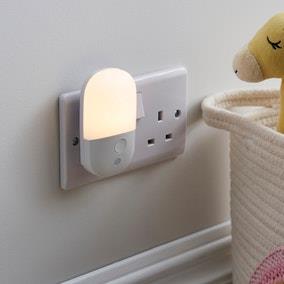 Plug In Night Light | Dunelm