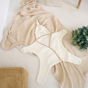 Clair de Lune 100% Organic Cotton Star Wrap | Dunelm