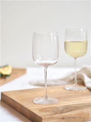 Borough Wine Glass