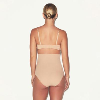WIRELESS FORM MATERNITY NURSING BRA | CLAY | SKIMS