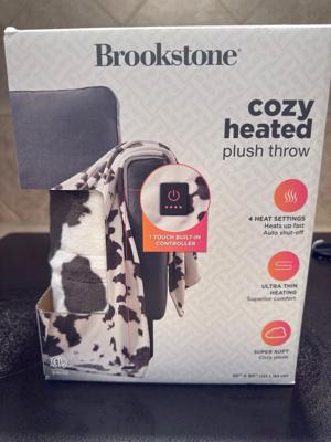 Brookstone Cozy Heated Plush Throw New | Mercari