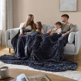 Supersize Bubble Fleece Throw 240cm x 280cm | Dunelm