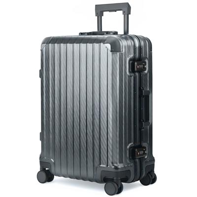 Grey Lugg Solo Explorer 20” Cabin Suitcase (55x38x22cm) – 5 Year Warranty | Debenhams