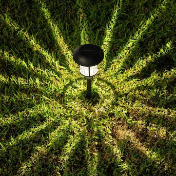 Harbor Breeze 6 -Pack 10 -Lumens Matte Black Solar LED Outdoor Path Light Kit with Dusk-to-Dawn Sensor 3000-K in the Path Lights department at Lowes.c