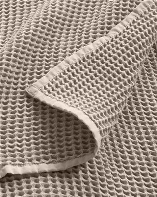 Organic Waffle Bed Blanket in Mineral | Quince Canada