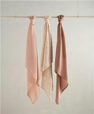 Large Muslin Squares (3 Pack) - Welcome to the World Wildflower – Mamas & Papas UK