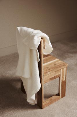 White Hooded muslin bath towel at H&M Home | H&M GB