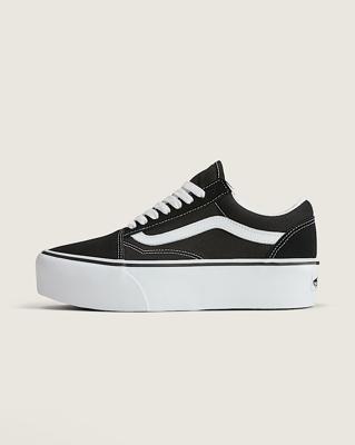 Old-Skool-Platform-Shoe-VANS-SuedeCanvas-BlackTrue-White-HERO.png 916×1,146 pixels