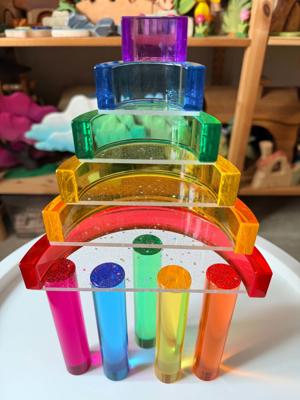 **Pre-order (Ships in 2-3 Weeks)**5-Piece Glitter Clear Acrylic Semi-C – Green Elephant Home and Toys