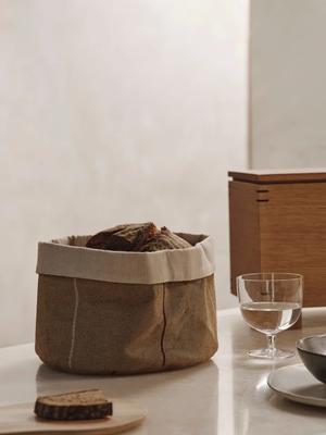Ito Kitchen Basket bread bin | Ferm Living - NordicNest.com